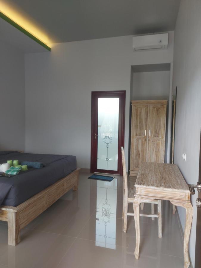 Paranyogan Homestay Uluwatu Exterior foto