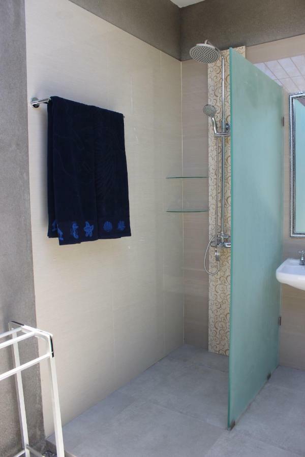 Paranyogan Homestay Uluwatu Exterior foto