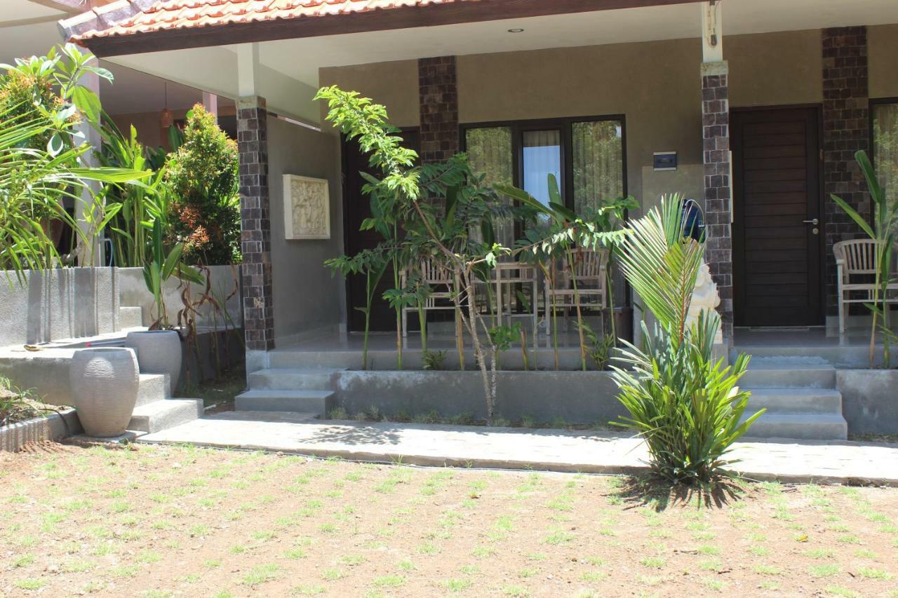 Paranyogan Homestay Uluwatu Exterior foto