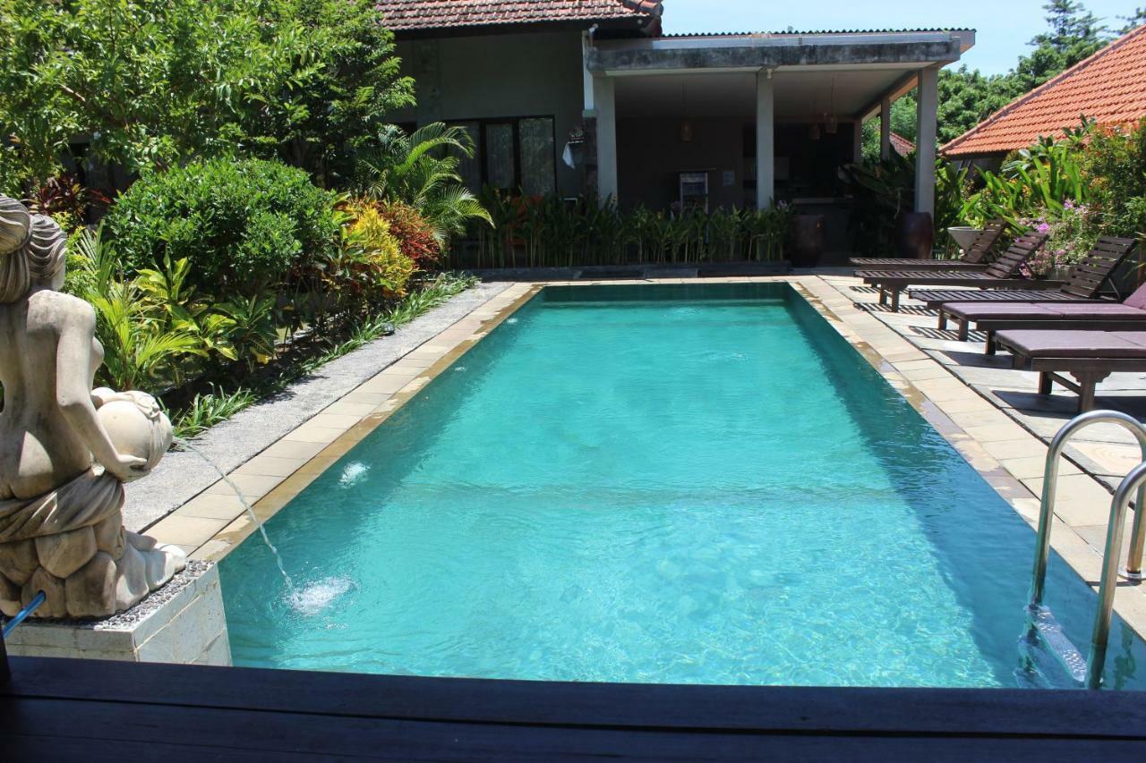 Paranyogan Homestay Uluwatu Exterior foto