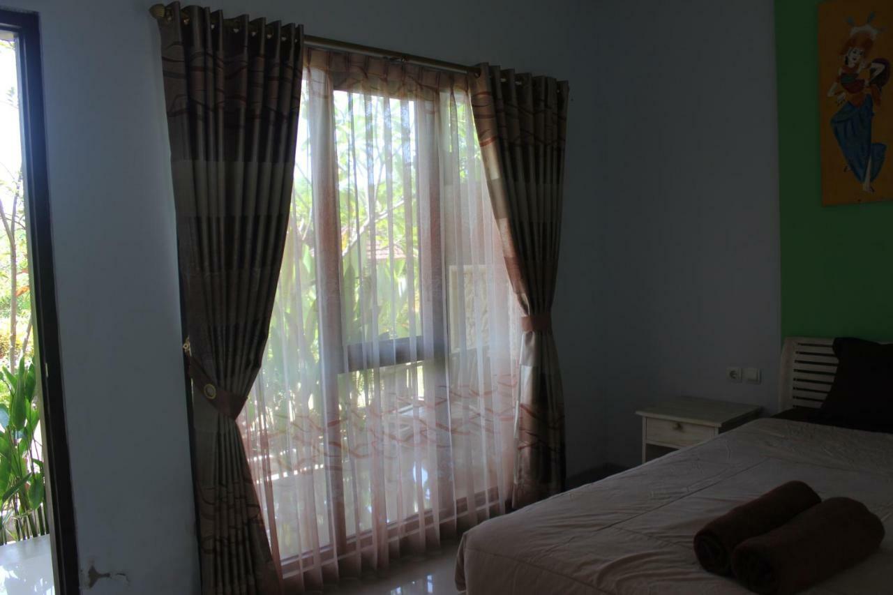 Paranyogan Homestay Uluwatu Exterior foto